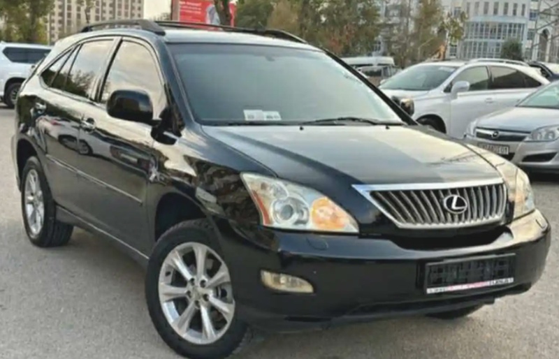 Лобовое стекло от Lexus RX330/350/400h